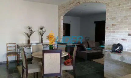 Casa à venda, 3 quartos, 2 suítes, 3 vagas, MORADA DA COLINA - Uberlândia/MG