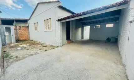 Casa à venda, 2 quartos, 1 suíte, 2 vagas, Jaraguá - Uberlândia/MG