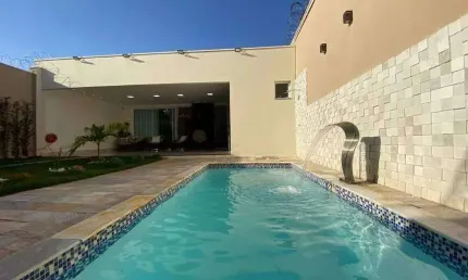 Casa à venda, 3 quartos, 1 suíte, 3 vagas, JARDIM PATRICIA - Uberlândia/MG