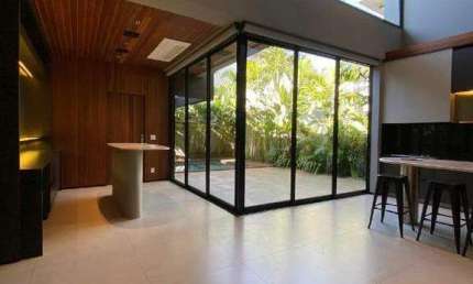 CASA EM CONDOMÍNIO à venda, 5 quartos, 5 suítes, 4 vagas, JARDIM SUL - Uberlândia/MG