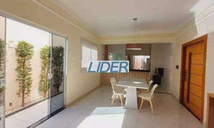 Casa à venda, 3 quartos, 1 suíte, 3 vagas, JARDIM AMERICA - Uberlândia/MG