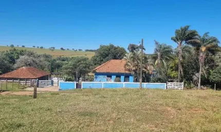 Sítio à venda, 5 quartos, AREA RURAL DE ARAGUARI - Araguari/MG