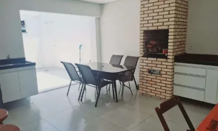 Casa à venda, 3 quartos, 1 suíte, 3 vagas, JARDIM OZANAN - Uberlândia/MG
