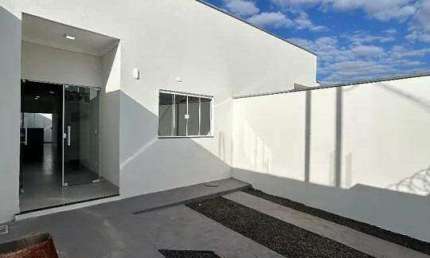 Casa à venda, 2 quartos, 1 suíte, 2 vagas, LARANJEIRAS - Uberlândia/MG