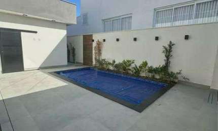 CASA EM CONDOMÍNIO à venda, 3 quartos, 3 suítes, 2 vagas, JARDIM BOTANICO - Uberlândia/MG