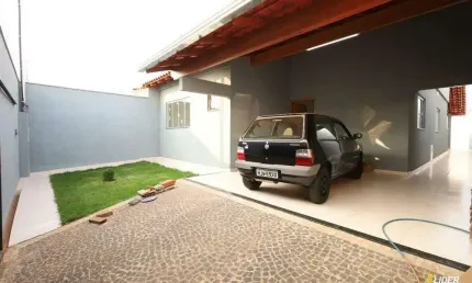Casa à venda, 3 quartos, 1 suíte, 4 vagas, SANTA ROSA - Uberlândia/MG