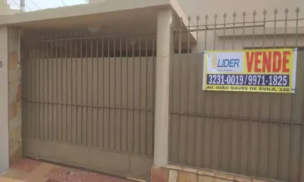 Casa à venda, 4 quartos, 2 suítes, PATRIMONIO - Uberlândia/MG