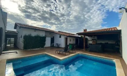 Casa à venda, 3 quartos, 2 suítes, 3 vagas, CIDADE JARDIM - Uberlândia/MG