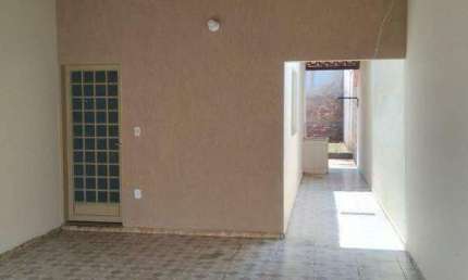 Casa à venda, 2 quartos, 2 vagas, JARDIM HOLANDA - Uberlândia/MG