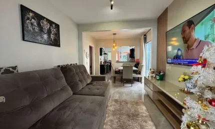 Casa à venda, 2 quartos, 1 suíte, 2 vagas, JARDIM BRASILIA - Uberlândia/MG