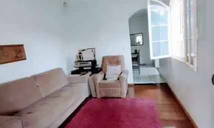 Casa à venda, 3 quartos, 2 suítes, 4 vagas, UMUARAMA - Uberlândia/MG