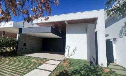 CASA EM CONDOMÍNIO à venda, 3 quartos, 3 suítes, 2 vagas, JARDIM BOTANICO - Uberlândia/MG