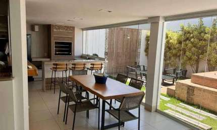 CASA EM CONDOMÍNIO à venda, 3 quartos, 3 suítes, 2 vagas, Jardim Karaíba - Uberlândia/MG