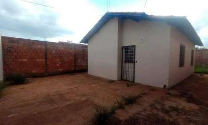Casa à venda, 2 quartos, 3 vagas, JARDIM HOLANDA - Uberlândia/MG