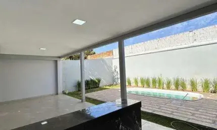 Casa à venda, 3 quartos, 2 suítes, 2 vagas, JARDIM EUROPA - Uberlândia/MG