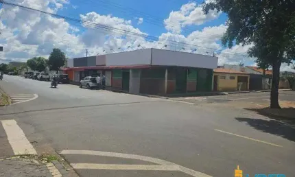 imovel comercial à venda, JARDIM DAS PALMEIRAS - Uberlândia/MG