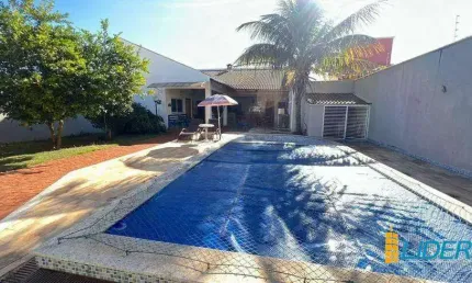 Casa à venda, 7 quartos, 3 suítes, 6 vagas, MORADA DA COLINA - Uberlândia/MG