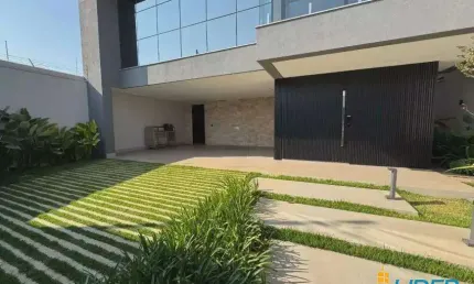 Casa à venda, 4 quartos, 4 suítes, 4 vagas, MORADA DA COLINA - Uberlândia/MG