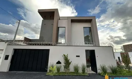 Casa à venda, 3 quartos, 3 suítes, 3 vagas, PANORAMA - Uberlândia/MG