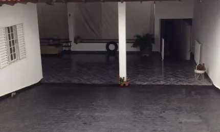 Casa à venda, 3 quartos, 1 suíte, 4 vagas, MARTINS - Uberlândia/MG