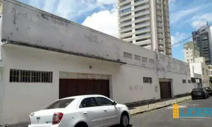 Barracão / Galpão / Depósito à venda na Rua Eduardo Marquez, Martins, Uberlândia