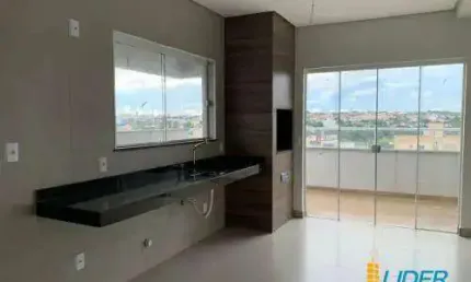 Cobertura à venda, 3 quartos, 3 suítes, 2 vagas, Santa Mônica - Uberlândia/MG