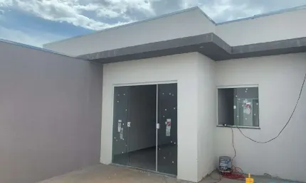 Casa à venda, 2 quartos, 1 suíte, 2 vagas, mansour iii - uberlândia/mg
