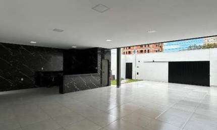 Casa à venda, 3 quartos, 1 suíte, 6 vagas, GRANADA - Uberlândia/MG