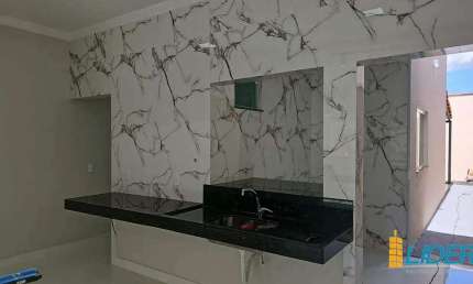 Casa à venda, 2 quartos, 1 suíte, 2 vagas, SAO JORGE - Uberlândia/MG