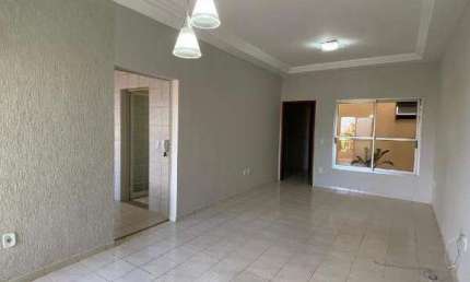 Apartamento à venda, 3 quartos, 1 suíte, 2 vagas, Santa Mônica - Uberlândia/MG