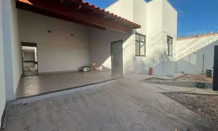 Casa à venda, 3 quartos, 1 suíte, 4 vagas, CIDADE JARDIM - Uberlândia/MG