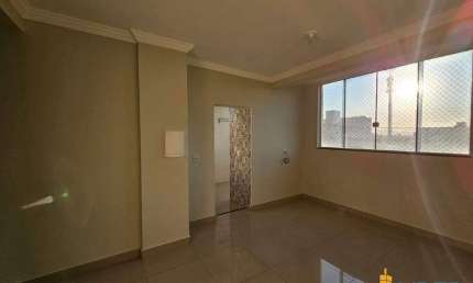 Apartamento à venda, 3 quartos, 1 suíte, 2 vagas, Segismundo Pereira - Uberlândia/MG