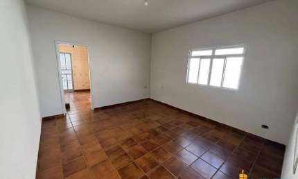 Casa à venda, 4 quartos, 1 suíte, 5 vagas, SANTA MARIA - Uberlândia/MG