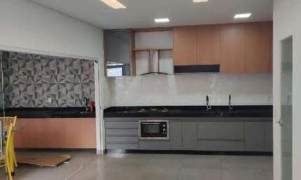 CASA EM CONDOMÍNIO à venda, 2 quartos, 1 vaga, Pacaembu - Uberlândia/MG