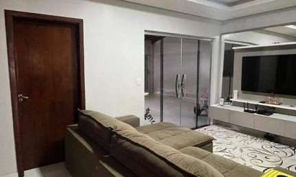 Casa à venda, 3 quartos, 1 suíte, 6 vagas, Shopping Park - Uberlândia/MG