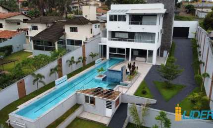 Casa à venda, 3 quartos, 3 suítes, 6 vagas, CIDADE JARDIM - Uberlândia/MG