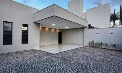 Casa à venda, 3 quartos, 1 suíte, 4 vagas, GRANADA - Uberlândia/MG