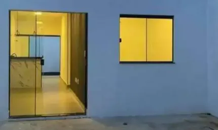 Casa à venda, 2 quartos, 1 suíte, 2 vagas, JARDIM CANAA - Uberlândia/MG