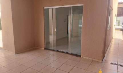 Casa à venda, 2 quartos, 1 suíte, 2 vagas, JARDIM EUROPA - Uberlândia/MG