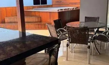Casa à venda, 3 quartos, 1 suíte, 2 vagas, GRANADA - Uberlândia/MG