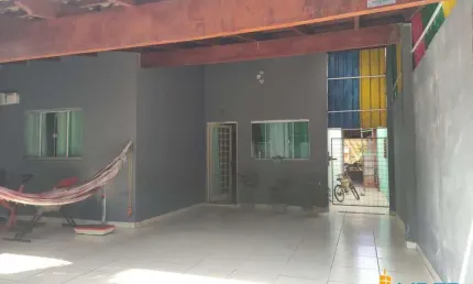 Casa à venda, 4 quartos, 1 suíte, 2 vagas, JARDIM PATRICIA - Uberlândia/MG