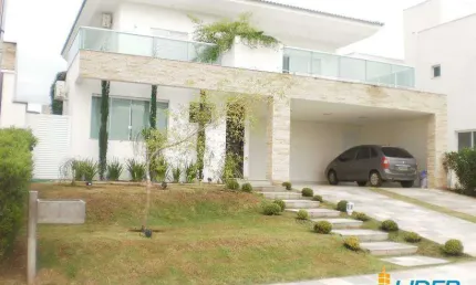 Casa com 4 quartos para alugar na Rua Dos Picapaus, Nova Uberlândia, Uberlândia