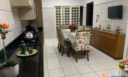 Casa à venda, 3 quartos, 1 suíte, 1 vaga, NOSSA SENHORA APARECIDA - Uberlândia/MG