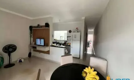 Casa à venda, 2 quartos, 1 suíte, 2 vagas, NOVO MUNDO - Uberlândia/MG