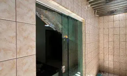 Casa com 2 quartos à venda na Avenida Levino de Souza, Brasil, Uberlândia