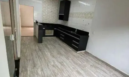 Casa à venda na Rua Oásis, Laranjeiras, Uberlândia