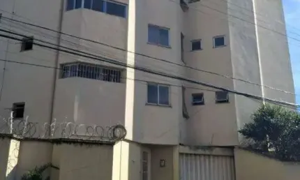 Apartamento com 3 quartos para alugar na Rua Tabajaras, Saraiva, Uberlândia