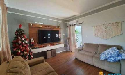 Casa à venda, 3 quartos, 1 suíte, 2 vagas, ALTO UMUARAMA - Uberlândia/MG