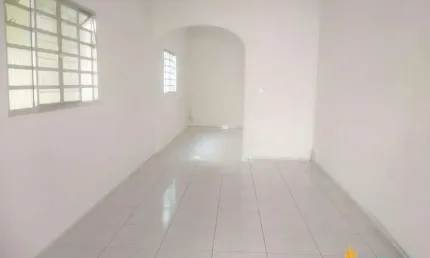 Casa à venda, 3 quartos, 1 suíte, 3 vagas, Centro - Uberlândia/MG