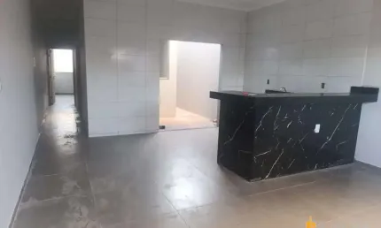 Casa à venda, 2 quartos, 1 suíte, 2 vagas, LUIZOTE DE FREITAS - Uberlândia/MG